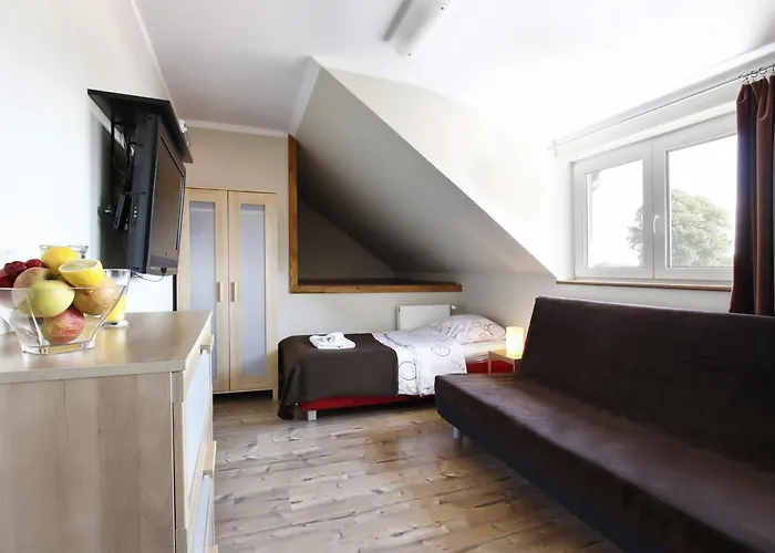 Проживание в семье Galeria Pepowo Жуково